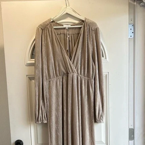 NWT Baltic Born Venus Pleated Maxi Dress Gold Size XXXL - Picture 8 of 8